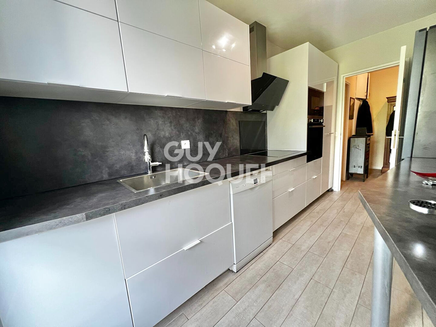 Appartement T4 centre-ville de MASSY.
