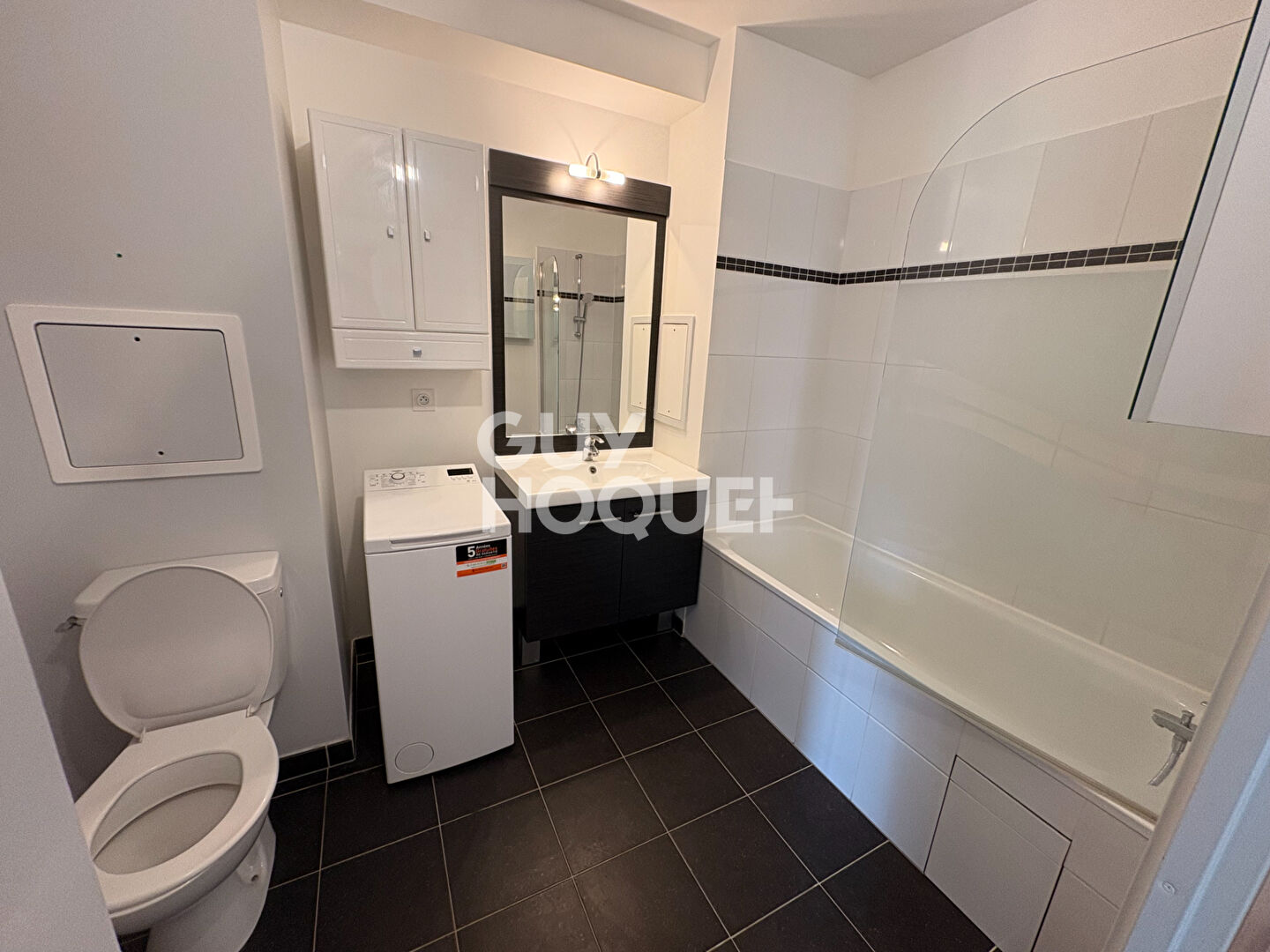 CHARMANT 2 PIECES DE 52 M2