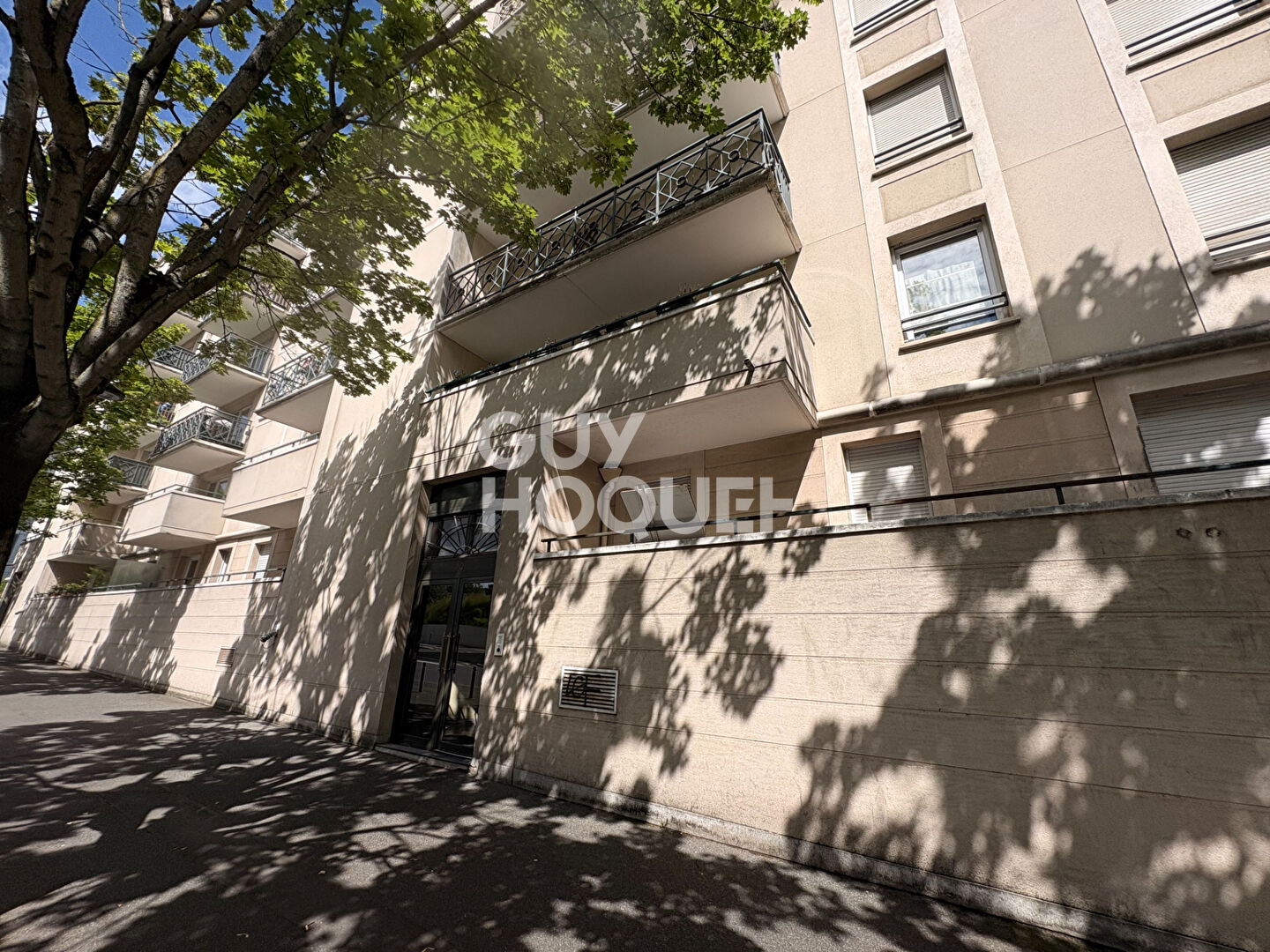 CHARMANT 2 PIECES DE 46M2 AVEC PARKING