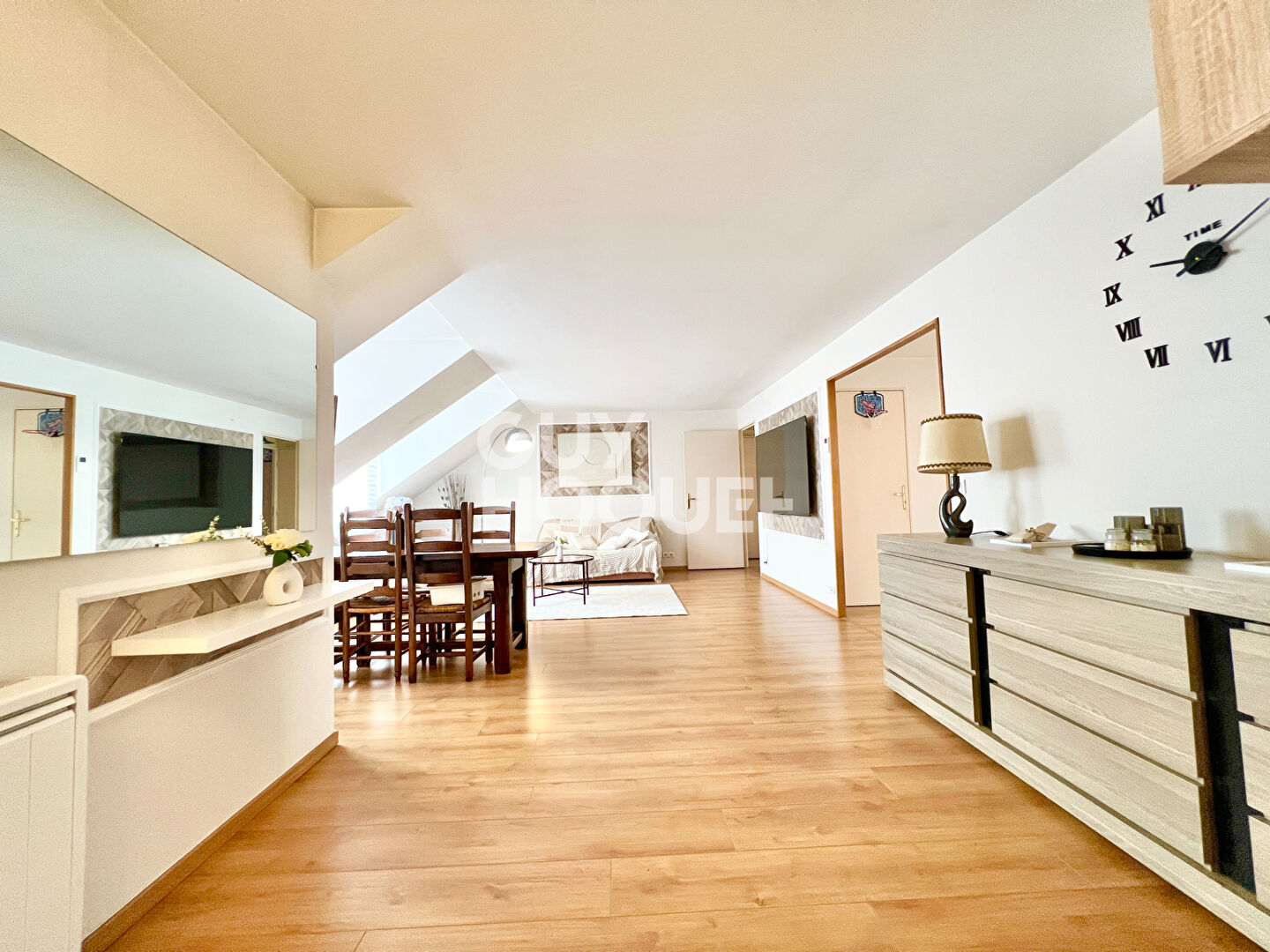 Appartement 5 pièces à vendre à Massy - Dernier étage, calme et lumineux