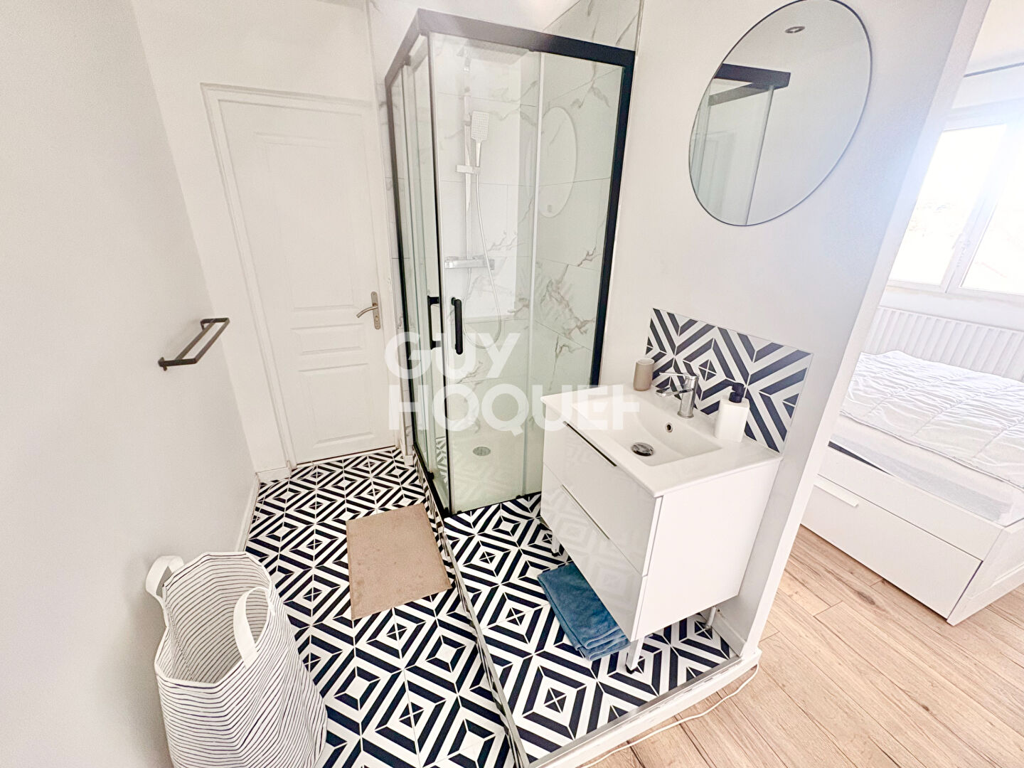 MAGNIFIQUES CHAMBRES AVEC SALLE D'EAU A LOUER - COLOCATION