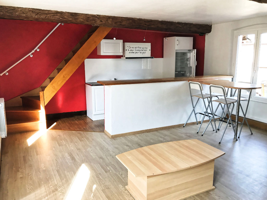 Maison de ville 3 pièces de 78 m² à vendre à CHARLEVAL (27380).