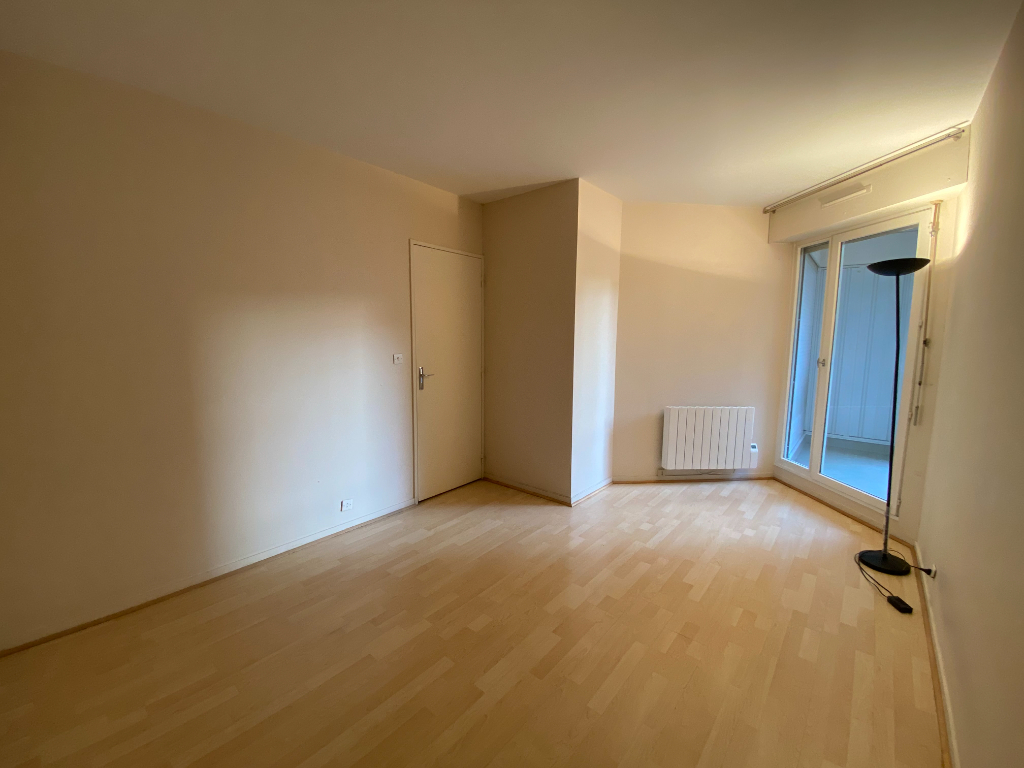Appartement Vanves 2 pièce(s) - Guy-hoquet.com