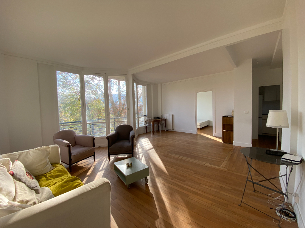 Appartement F2 en vente à VANVES - Guy-hoquet.com