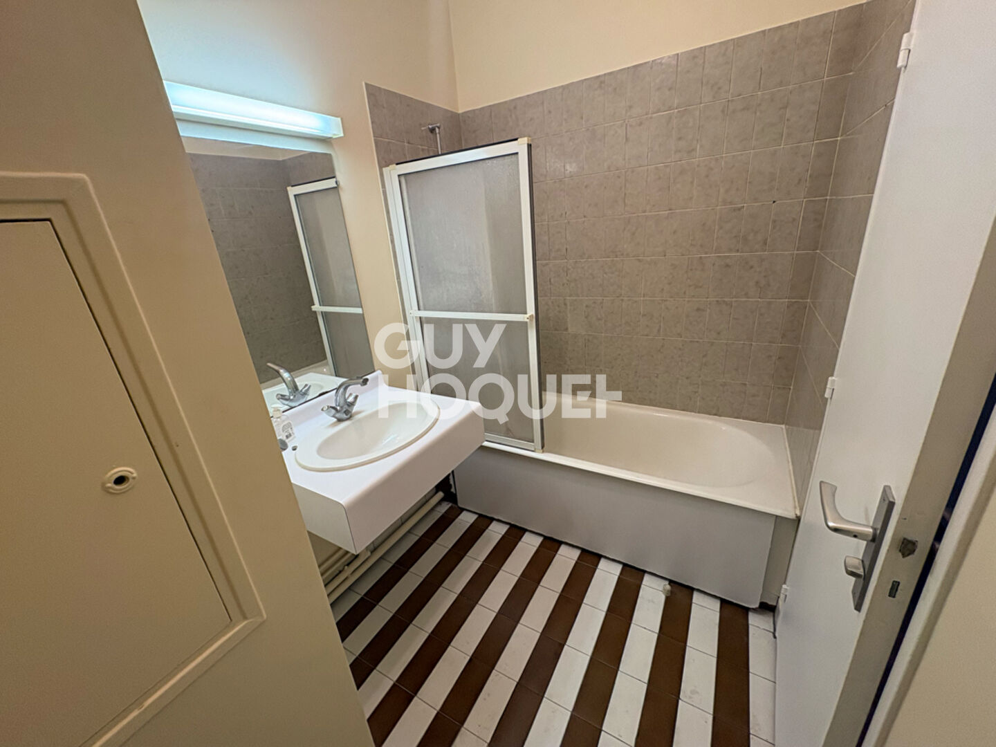 VANVES - 4 PIECES - REZ DE JARDIN