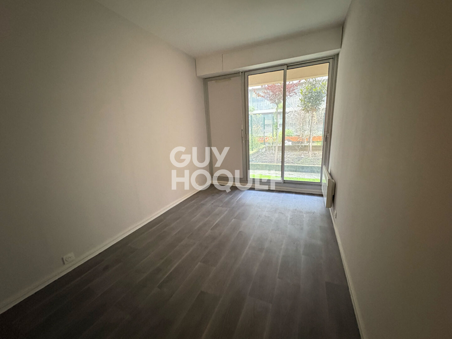 VANVES - 4 PIECES - REZ DE JARDIN