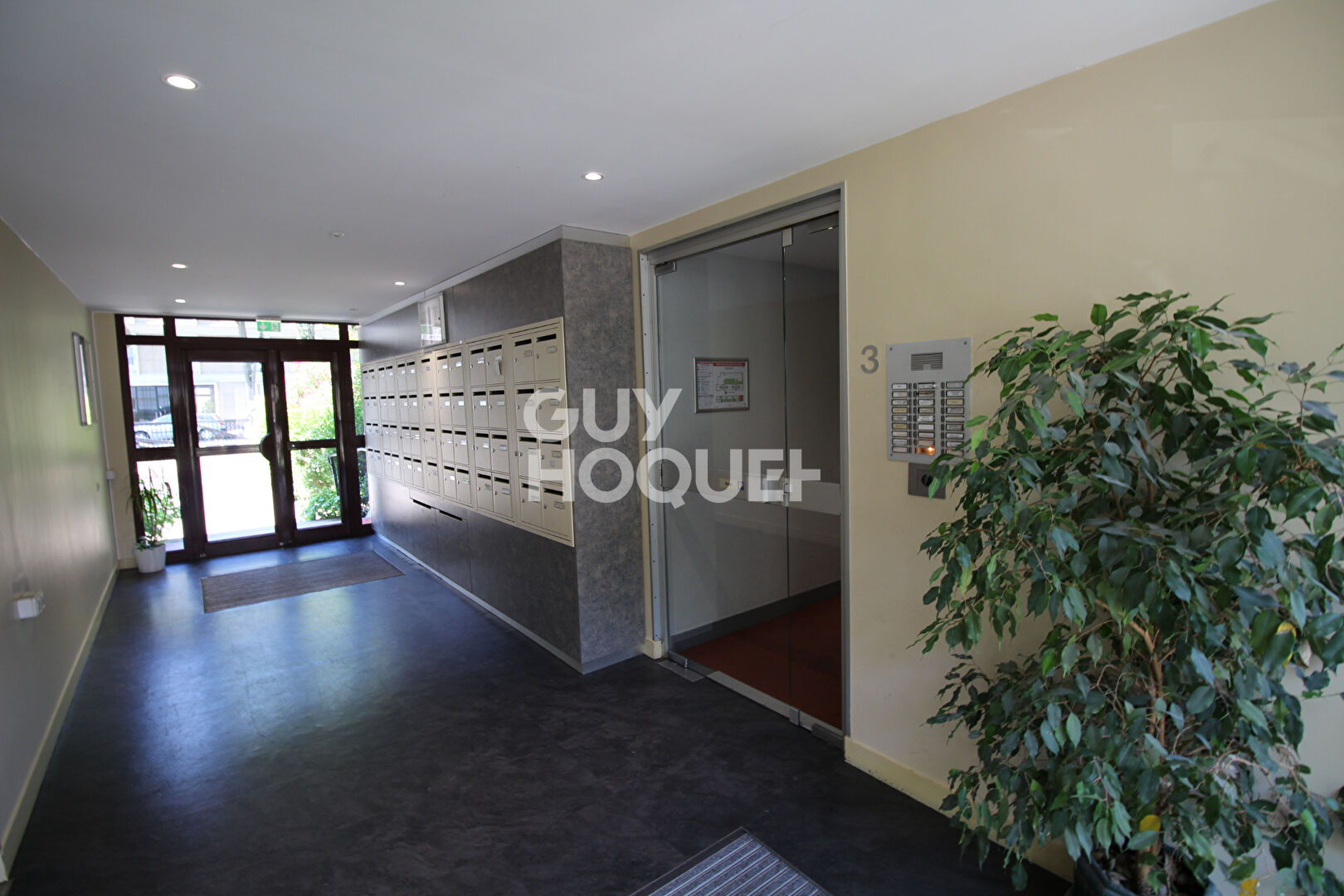 À VENDRE ! 3 pièces lumineux au dernier étage ! MALAKOFF