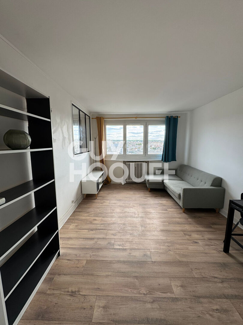 À louer : Appartement lumineux de 3 pièces au dernier étage à VANVES !
