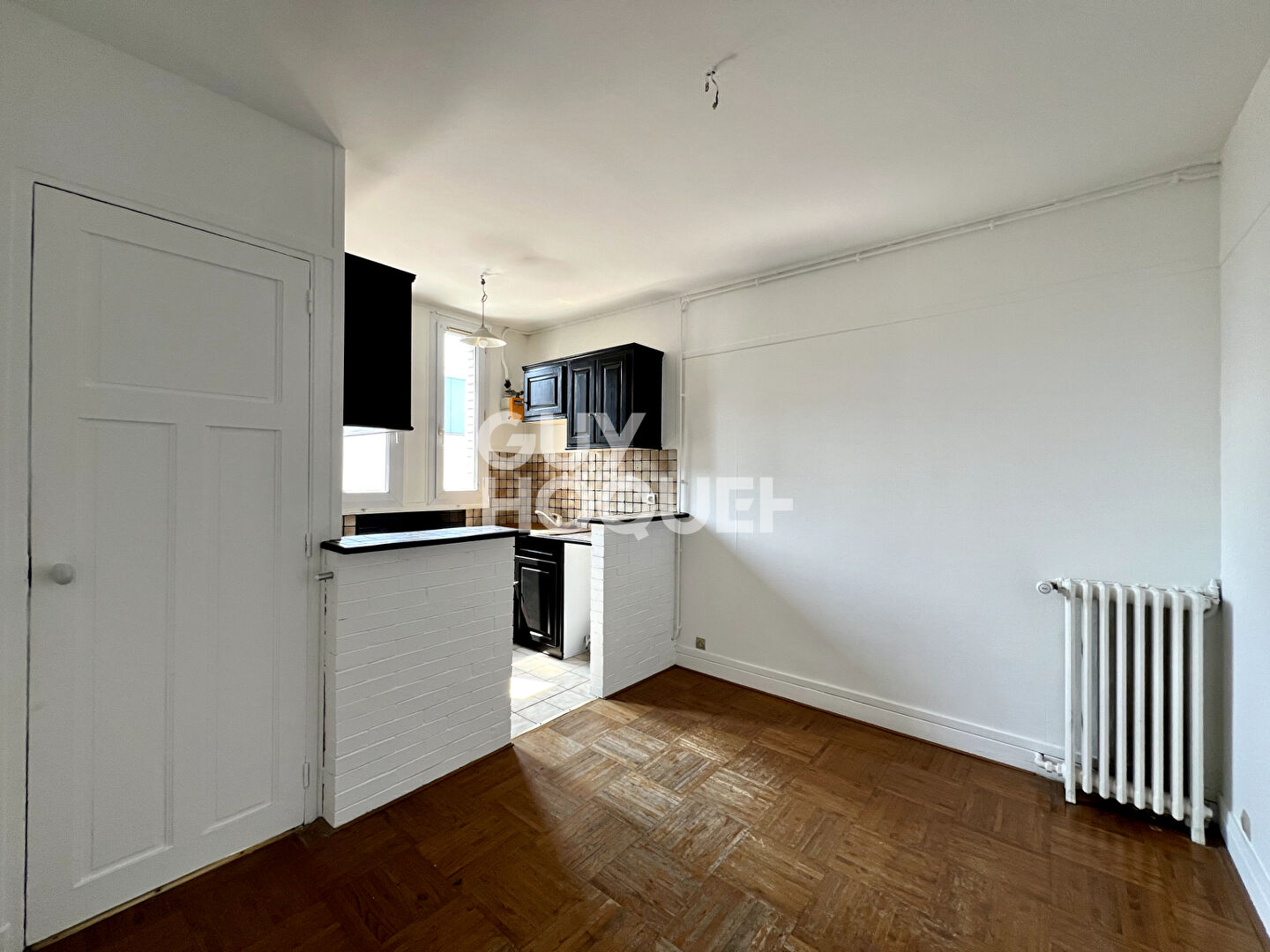 APPARTEMENT 2 PIÈCES - À VANVES - EXCLUSIVITÉ GUY HOQUET