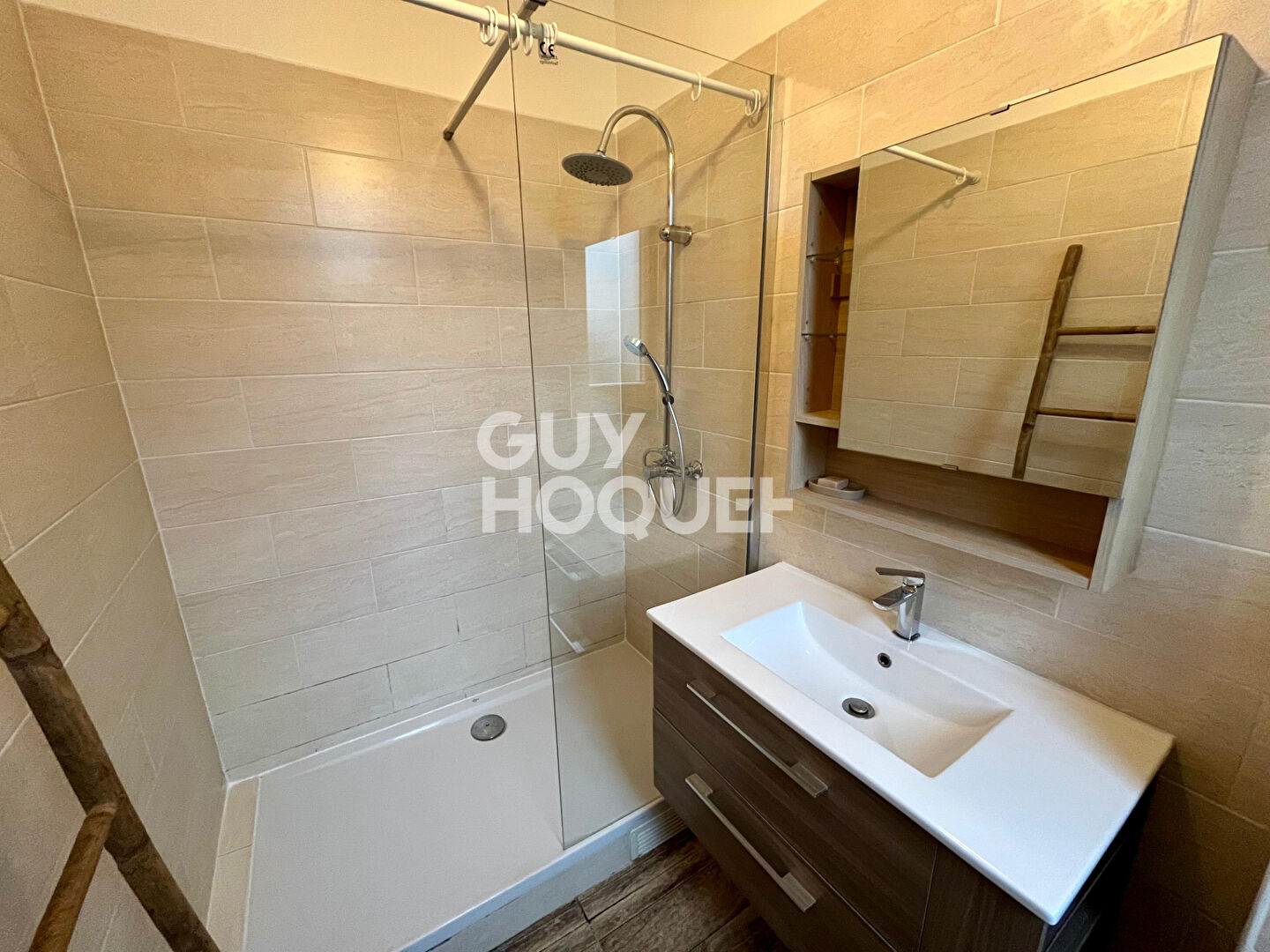 2 Pièces - Bien agencé - Gare et Métro !