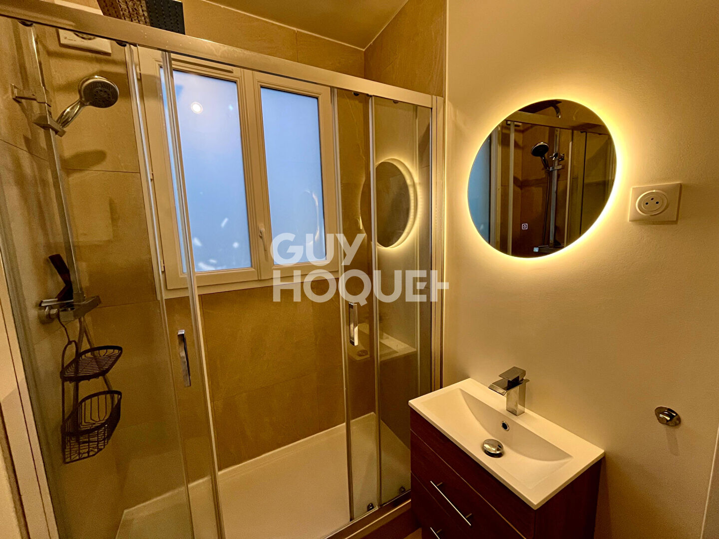 Centre-ville - 2 pièces rénové - Calme - Métro Ligne 13