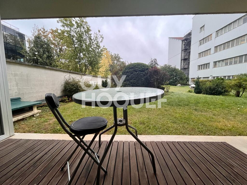 STUDIO - VENDU LOUÉ - BAIL MEUBLÉ