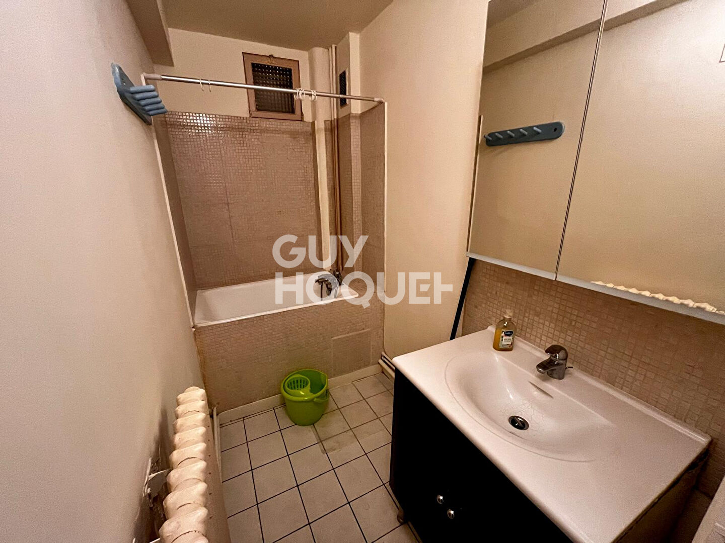 Studio lumineux au calme - Emplacement recherché à Vanves