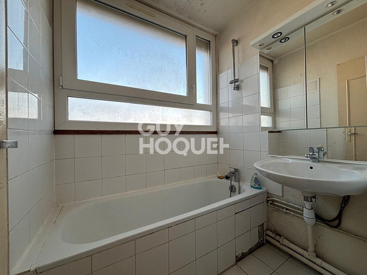 3 pièces - étage élevé - Métro 13