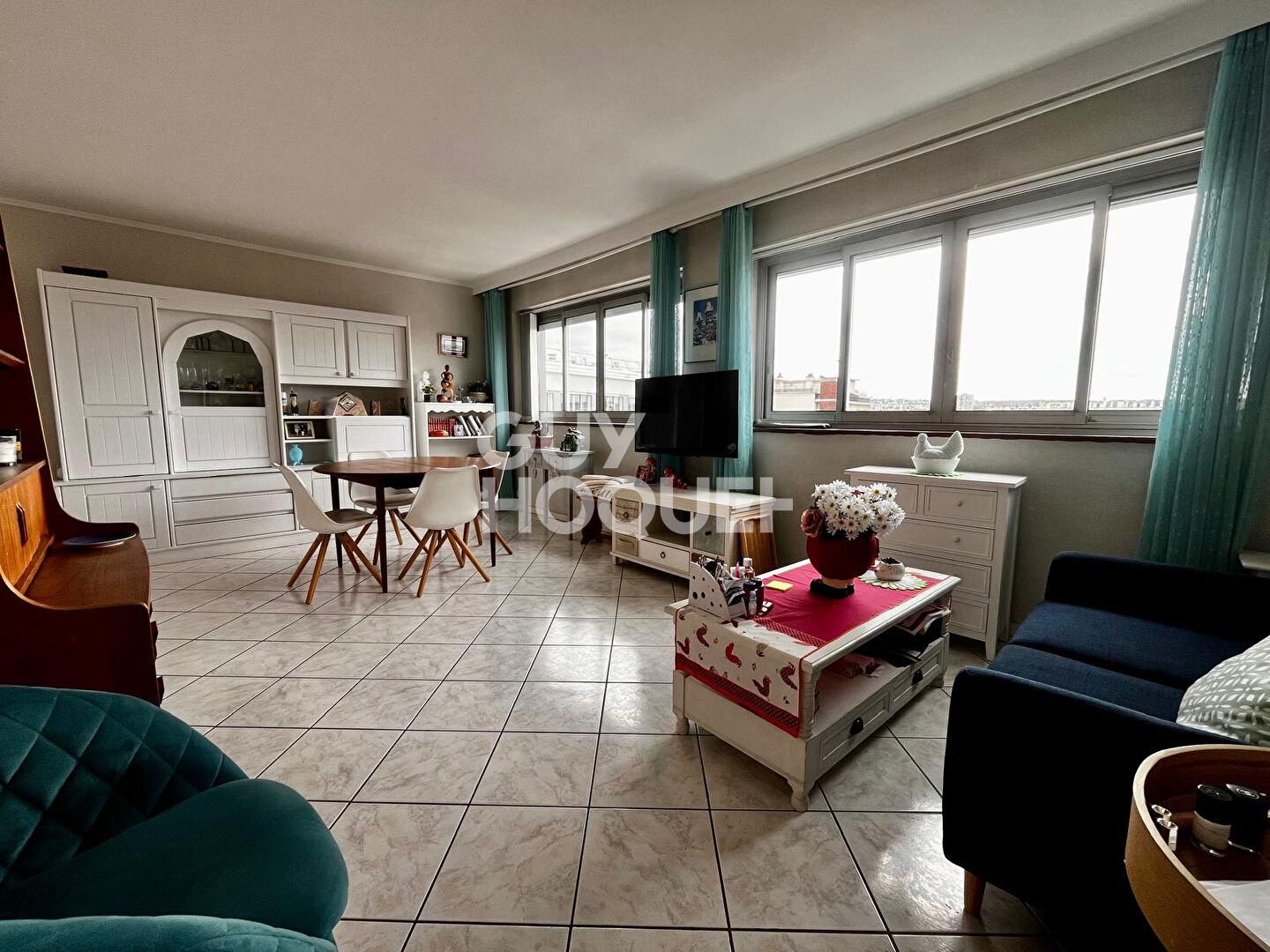 4 pièces - dernier étage - Situation Idéale !