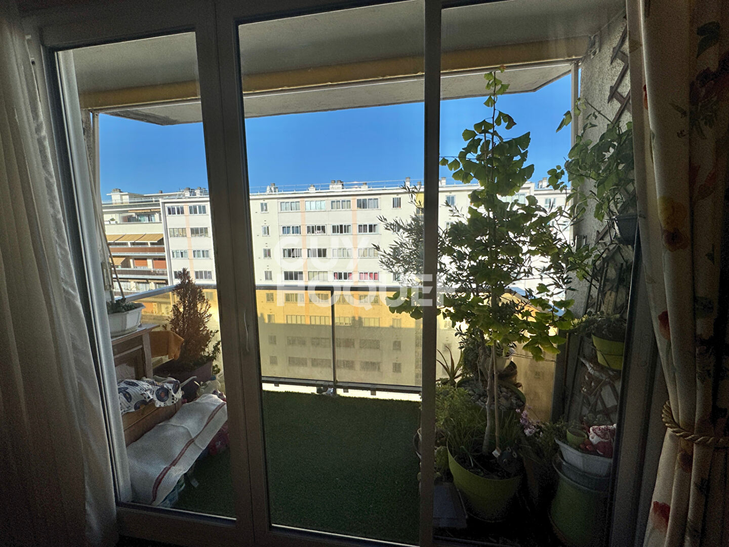 Appartement 4 pièces - étage élevé - Ligne 13 & Ligne N