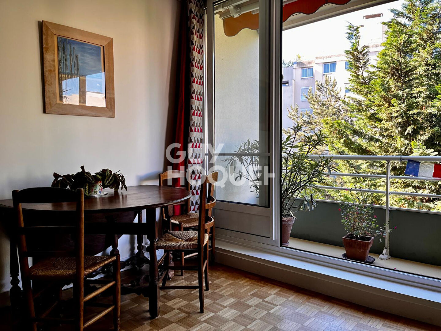 Appartement 3 pièces avec balcon, garage et cave à Vanves aux portes de Paris