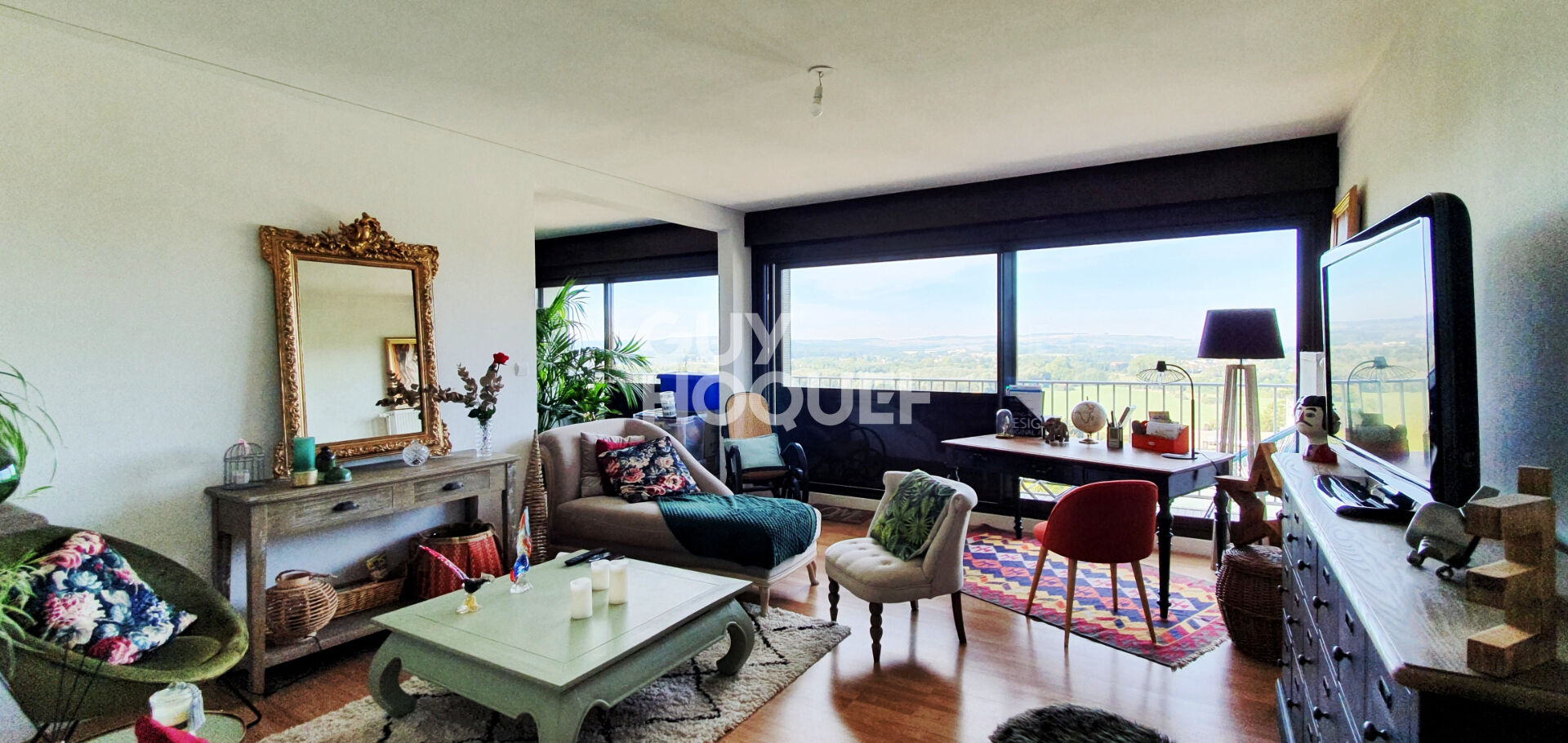 À louer appartement 5 pièces.