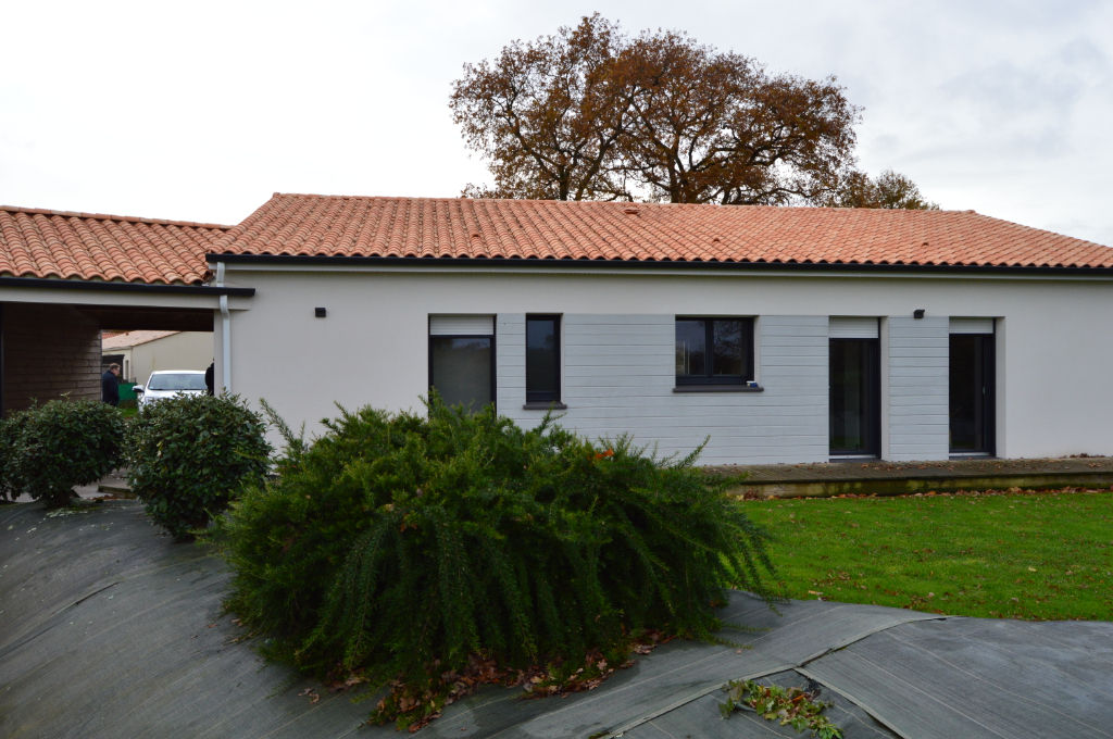 Maison A Vendre Sainte Flaive Des Loups Le Bon Coin