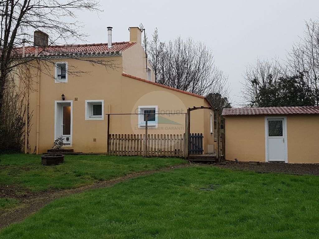 Maison T3 (81 m²) à vendre à SAINT JULIEN DES LANDES