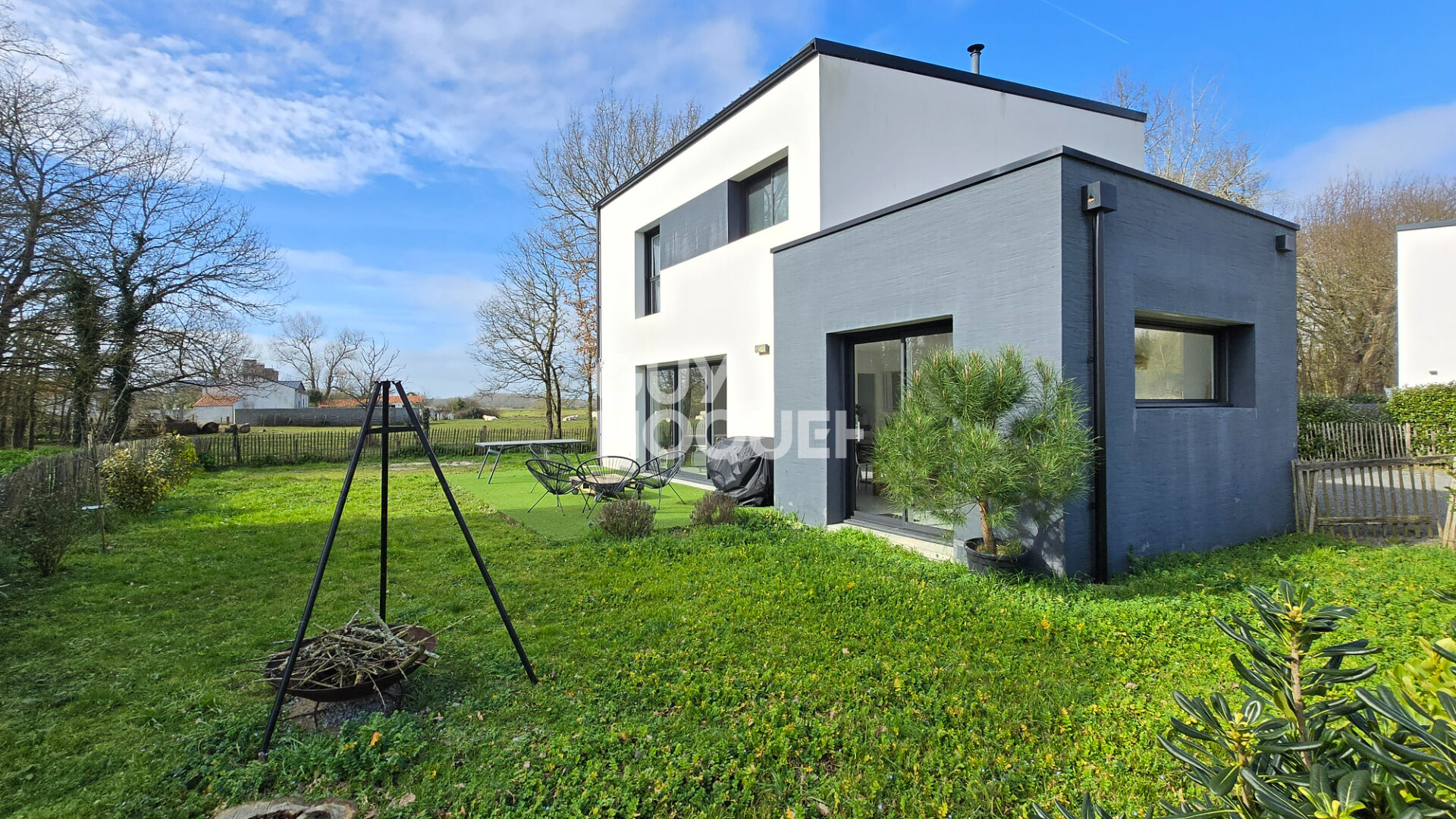 Maison Contemporaine !