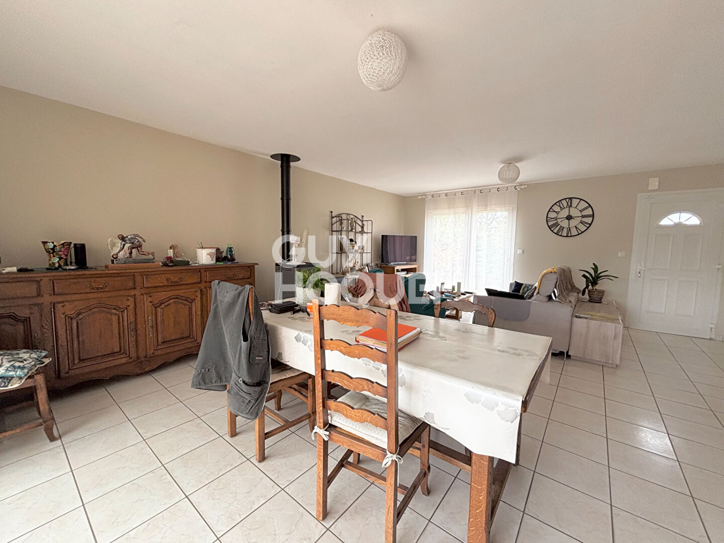 Maison spacieuse à vendre à Legé avec  jardin