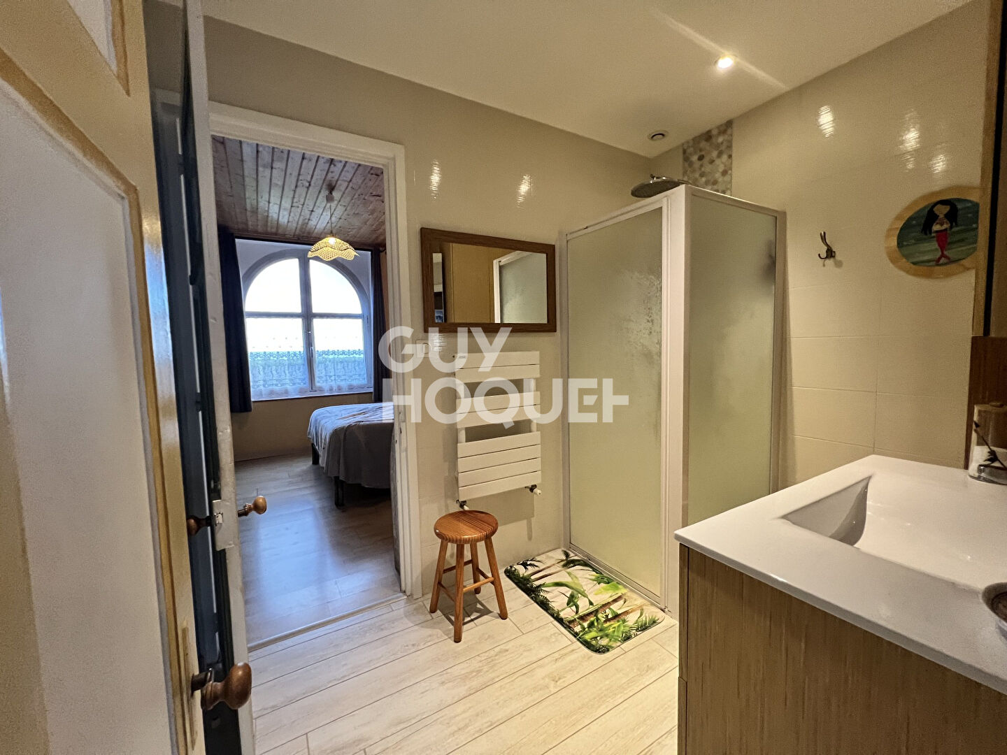 Élégante villa vue mer corniche de Sion