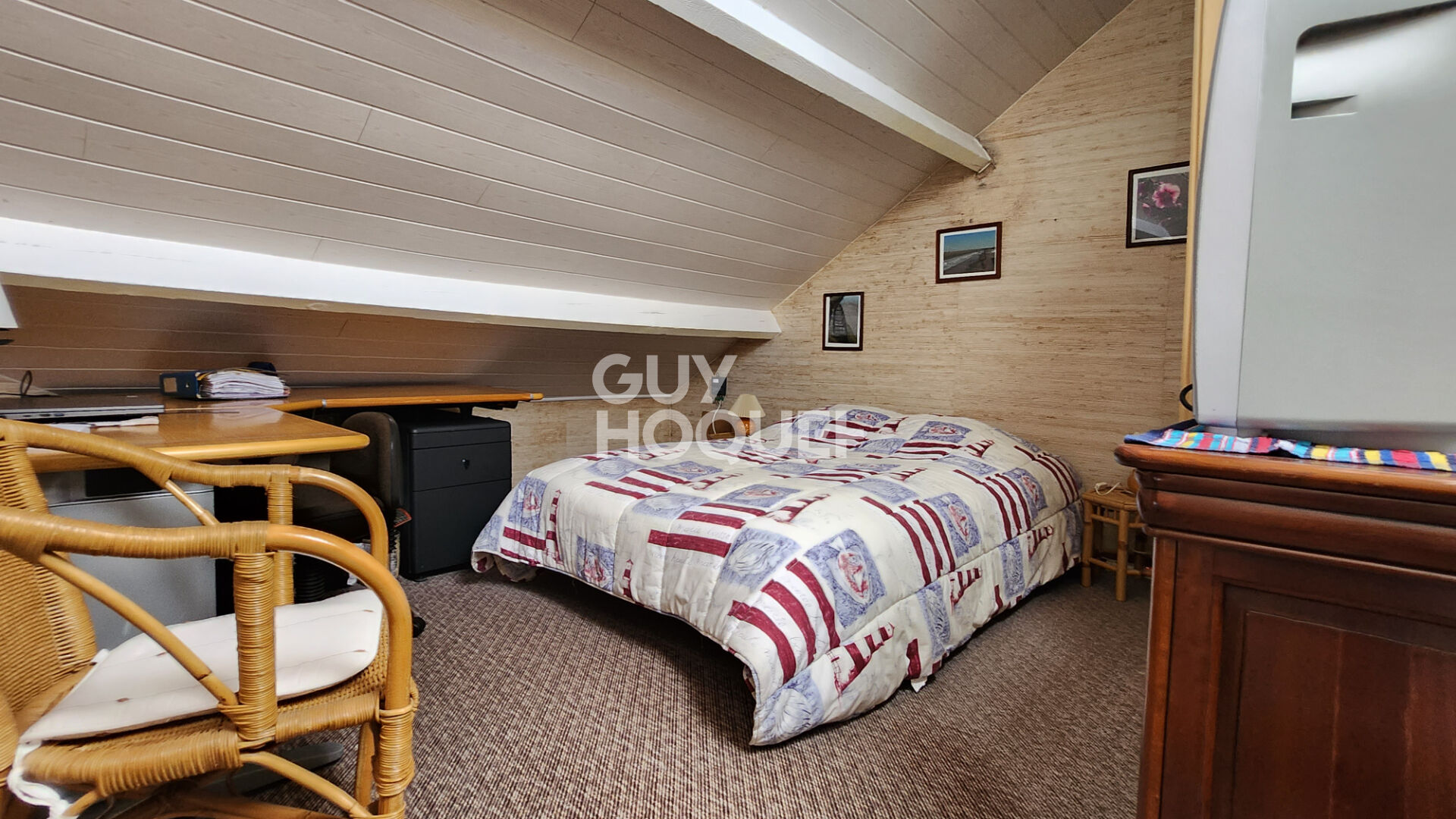 Trois maisons sur une parcelle de 1069m² ! Idéal pour les familles nombreuses