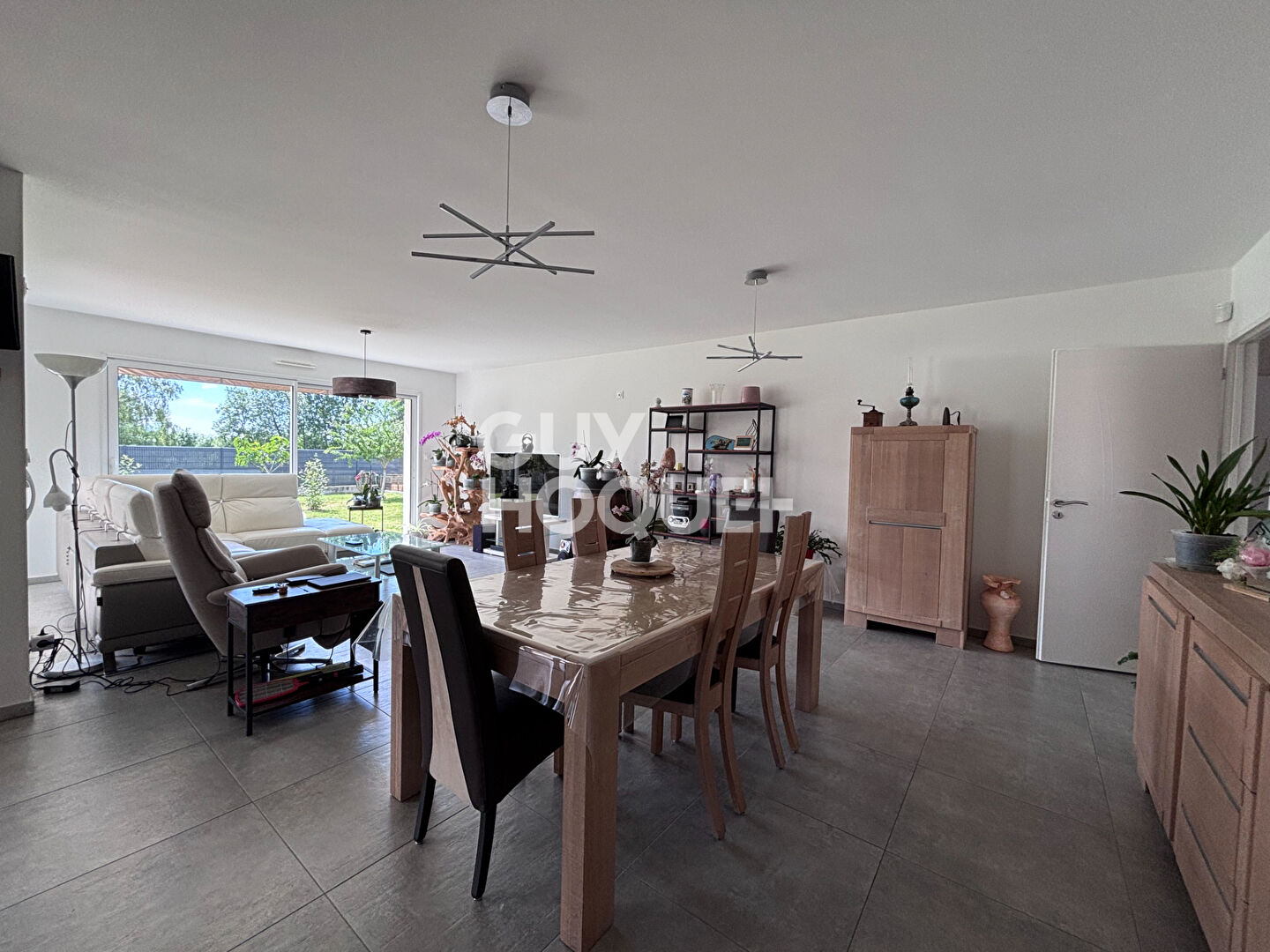 Maison moderne à vendre à Challans - Grand standing et confort