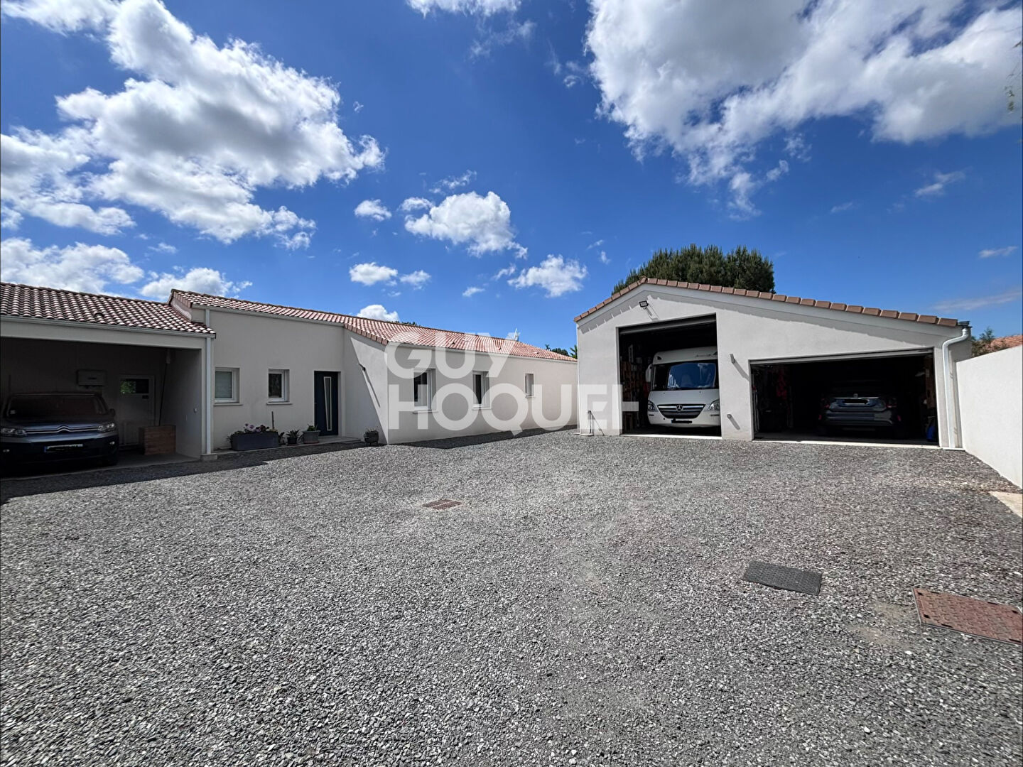 Maison moderne à vendre à Challans - Grand standing et confort