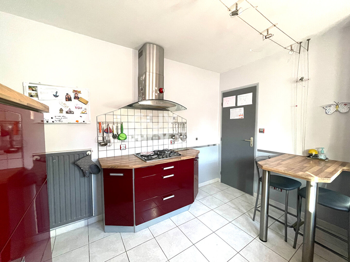 Maison T4 de 93 m²  hab. avec piscine