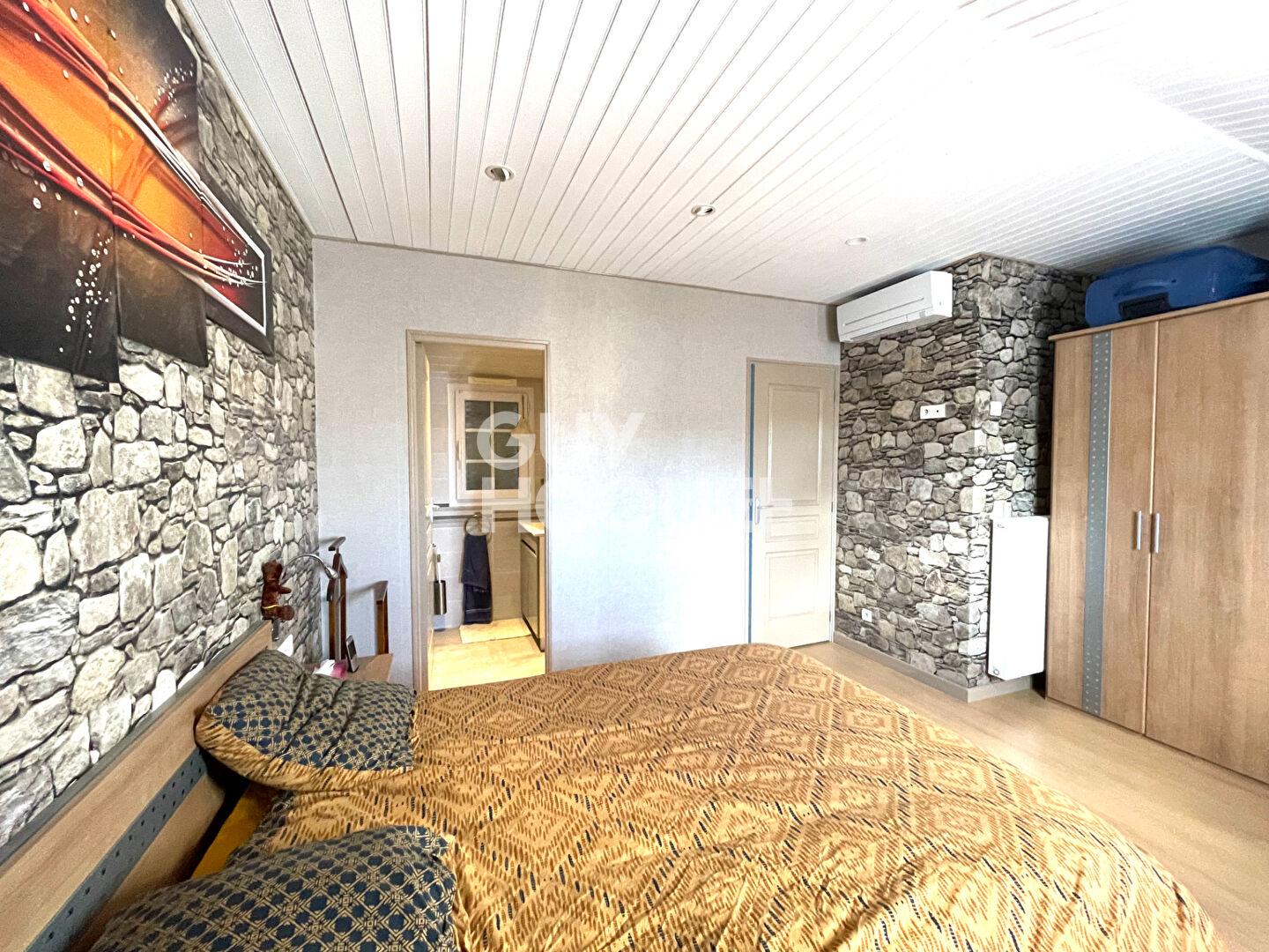 Maison T4 de 93 m²  hab. avec piscine