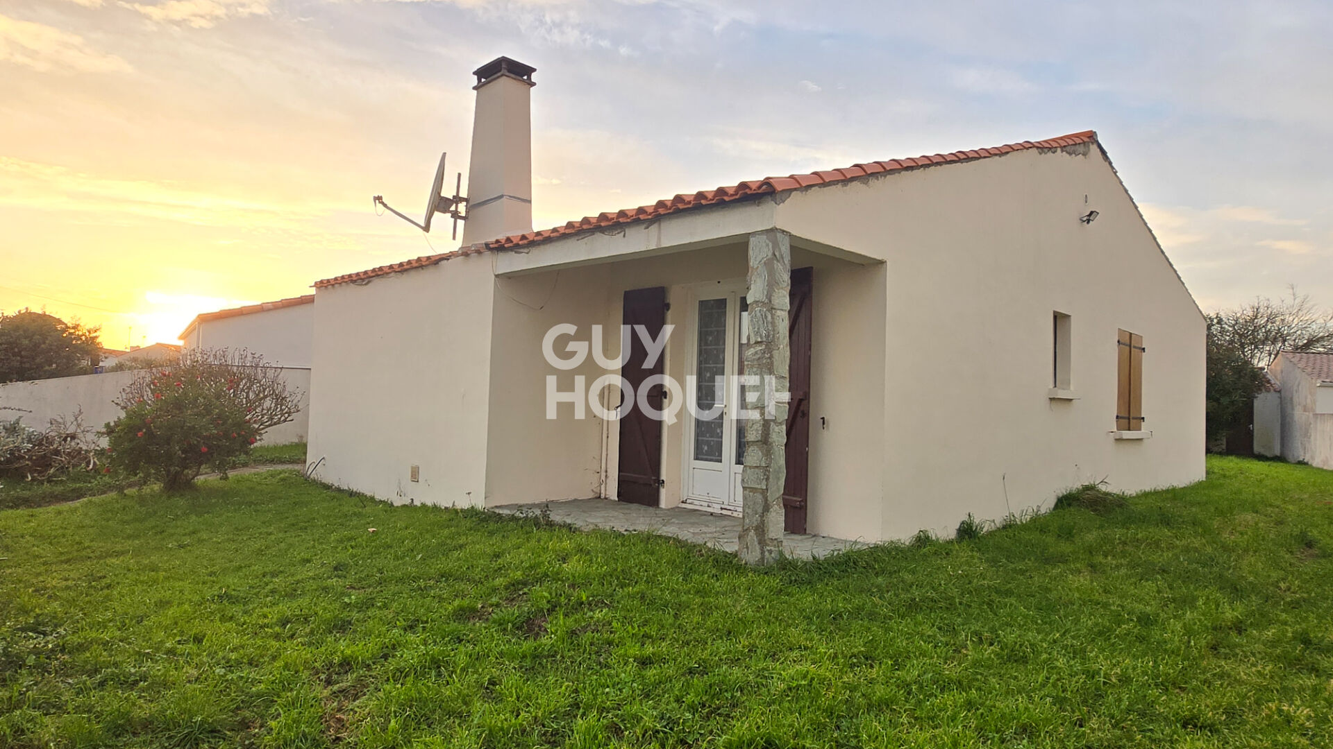 A 600 m de la plage des Bussoleries !