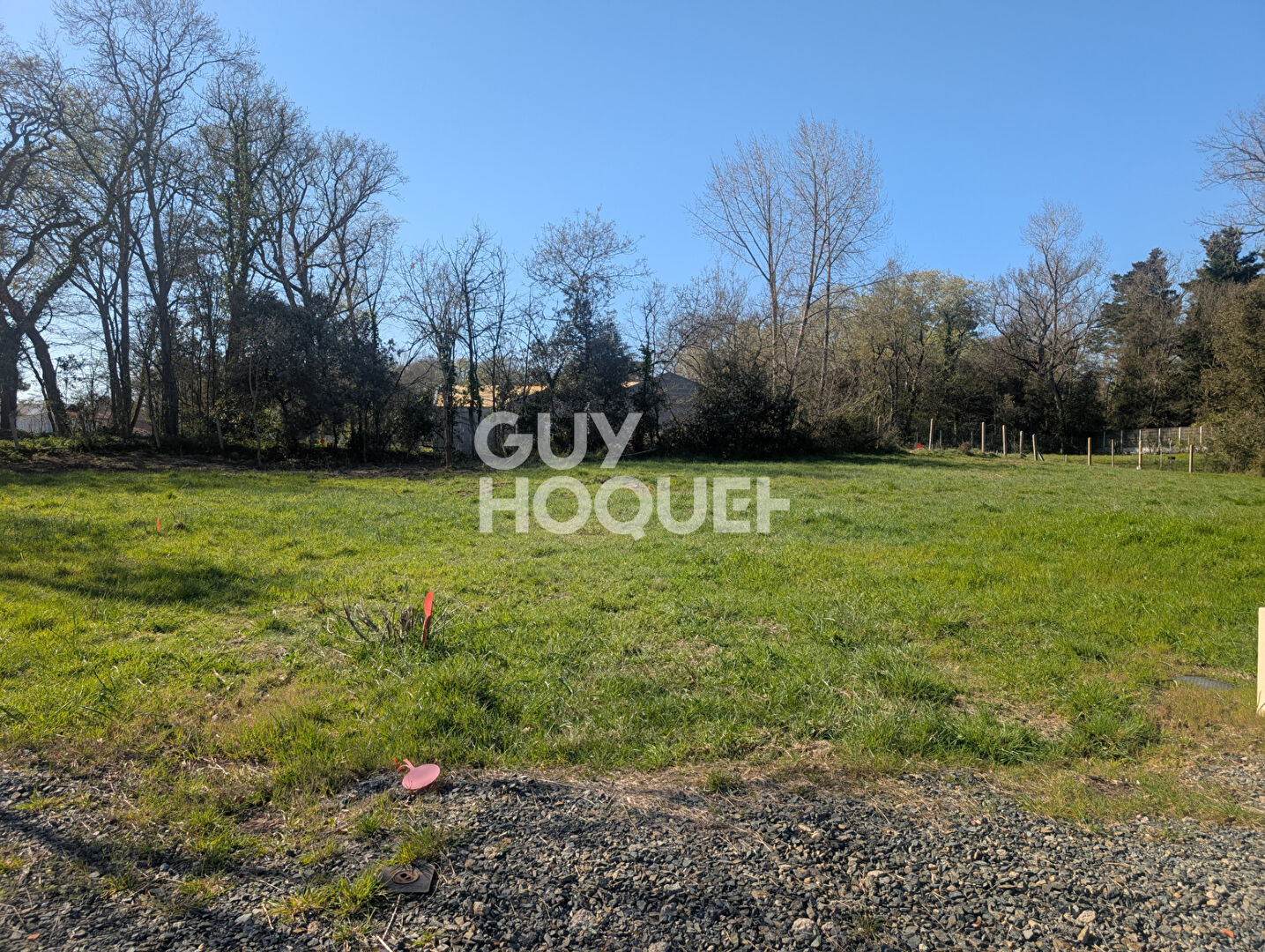 terrain viabilisé 673 m2