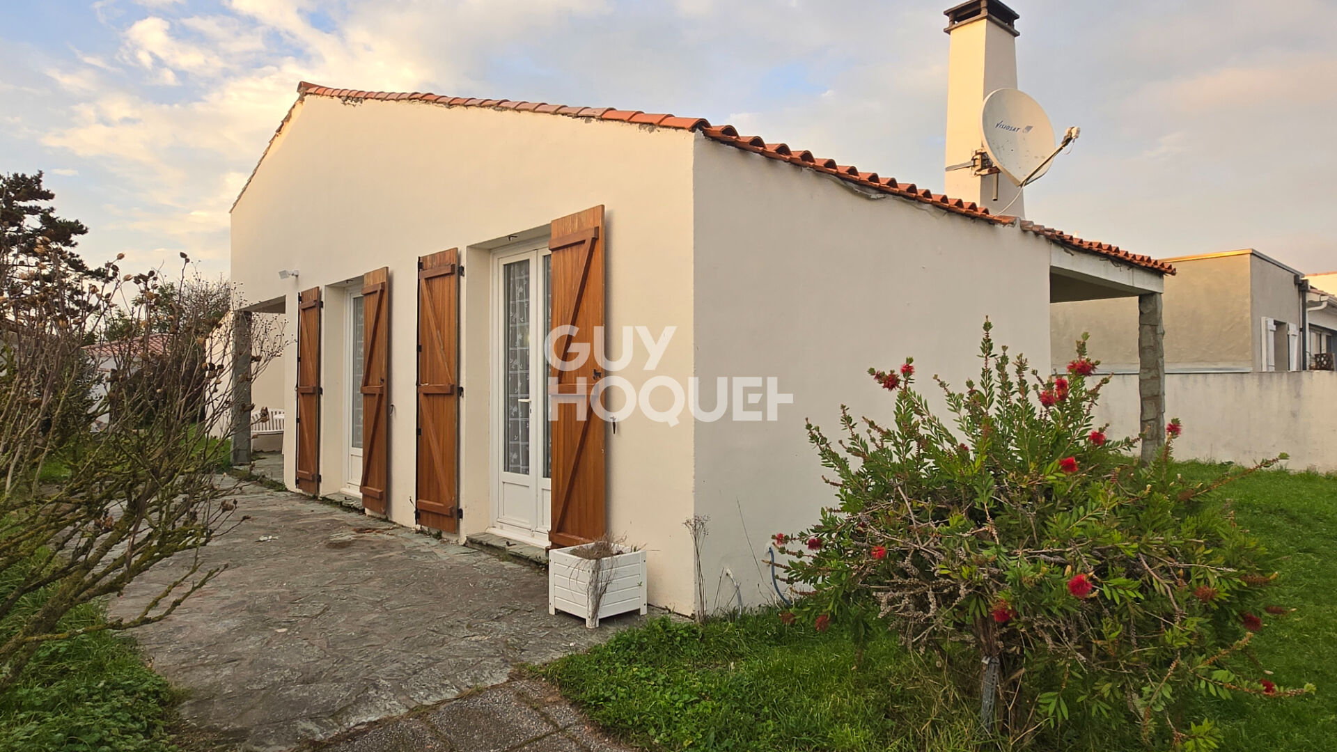 A 600 m de la plage des Bussoleries !