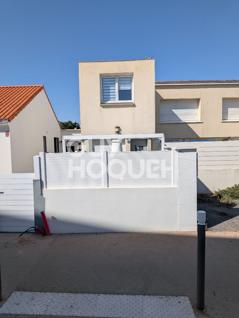 Maison à vendre à St Hilaire de Riez - plein bourg