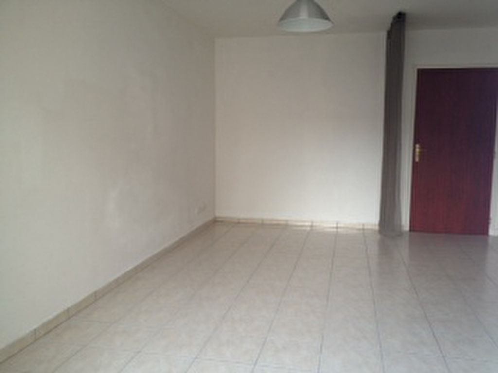 Appartement BUSSY SAINT GEORGES - 1 pièce(s) - 28.5 m2