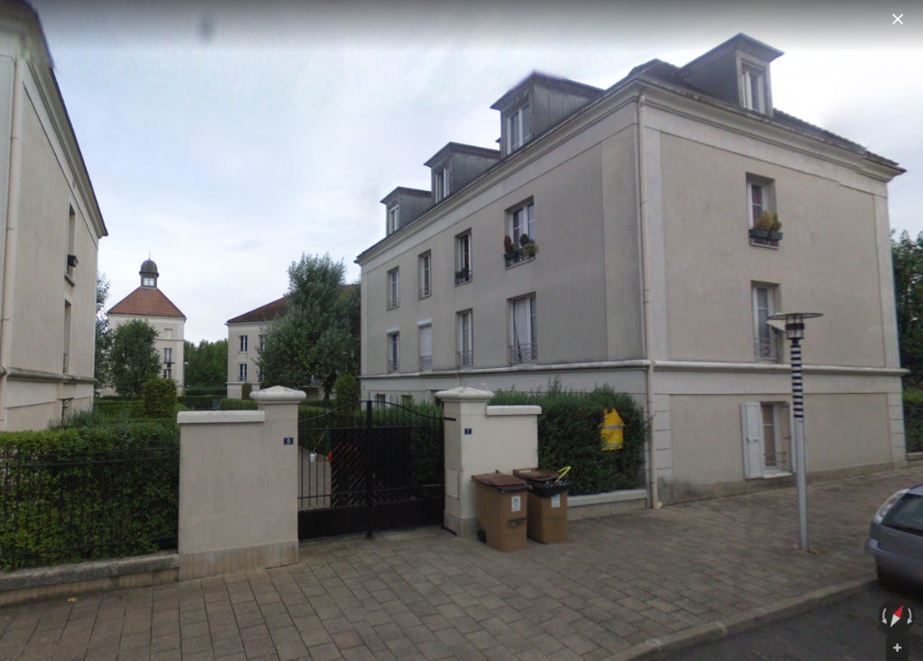 BUSSY SAINT GEORGES - STUDIO 27m²
