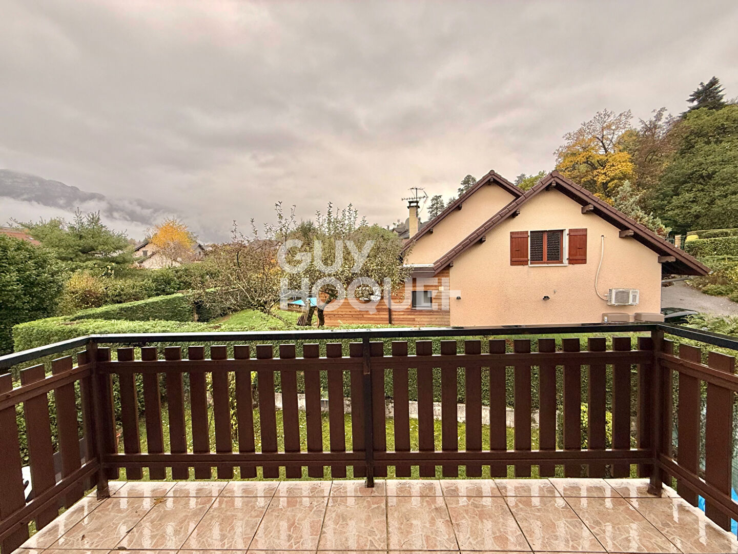 T3 Aix Les Bains stationnement, jardin, balcon