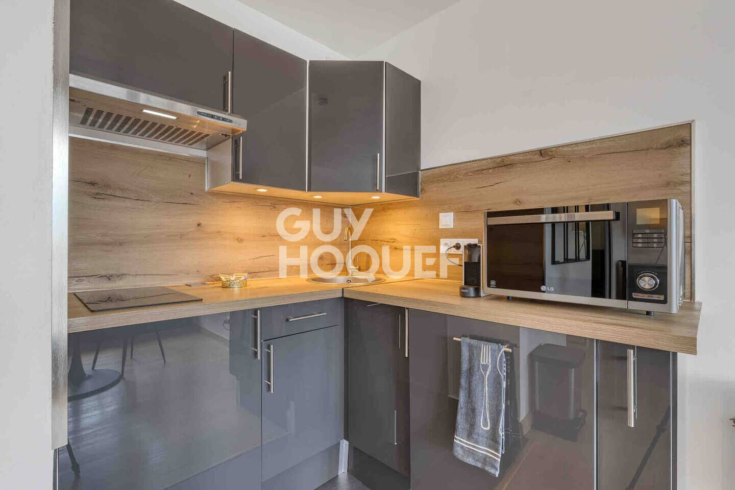 Studio 26 m² en vente à AIX LES BAINS