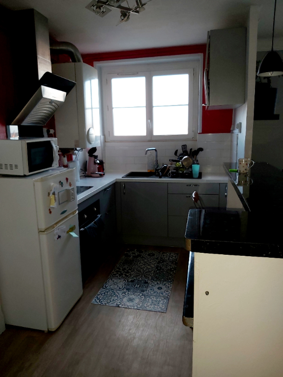 A LOUER BREST- secteur PRAT LEDAN - APPARTEMENT T3 MEUBLE