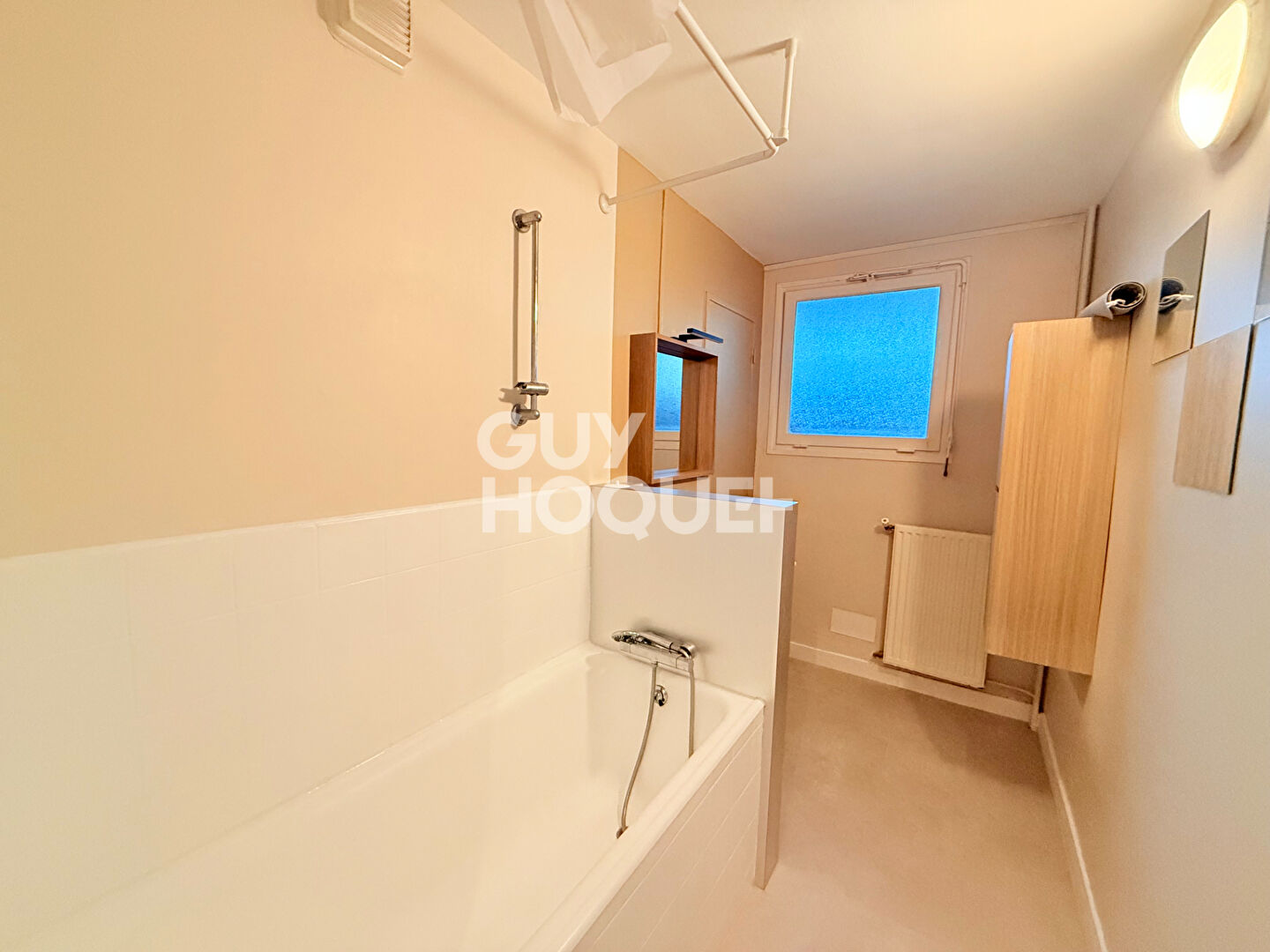 BREST - A LOUER - APPARTEMENT T3 rénové