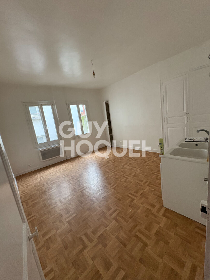 LOCATION : appartement de 2 pièces (33 m²) à CLERMONT