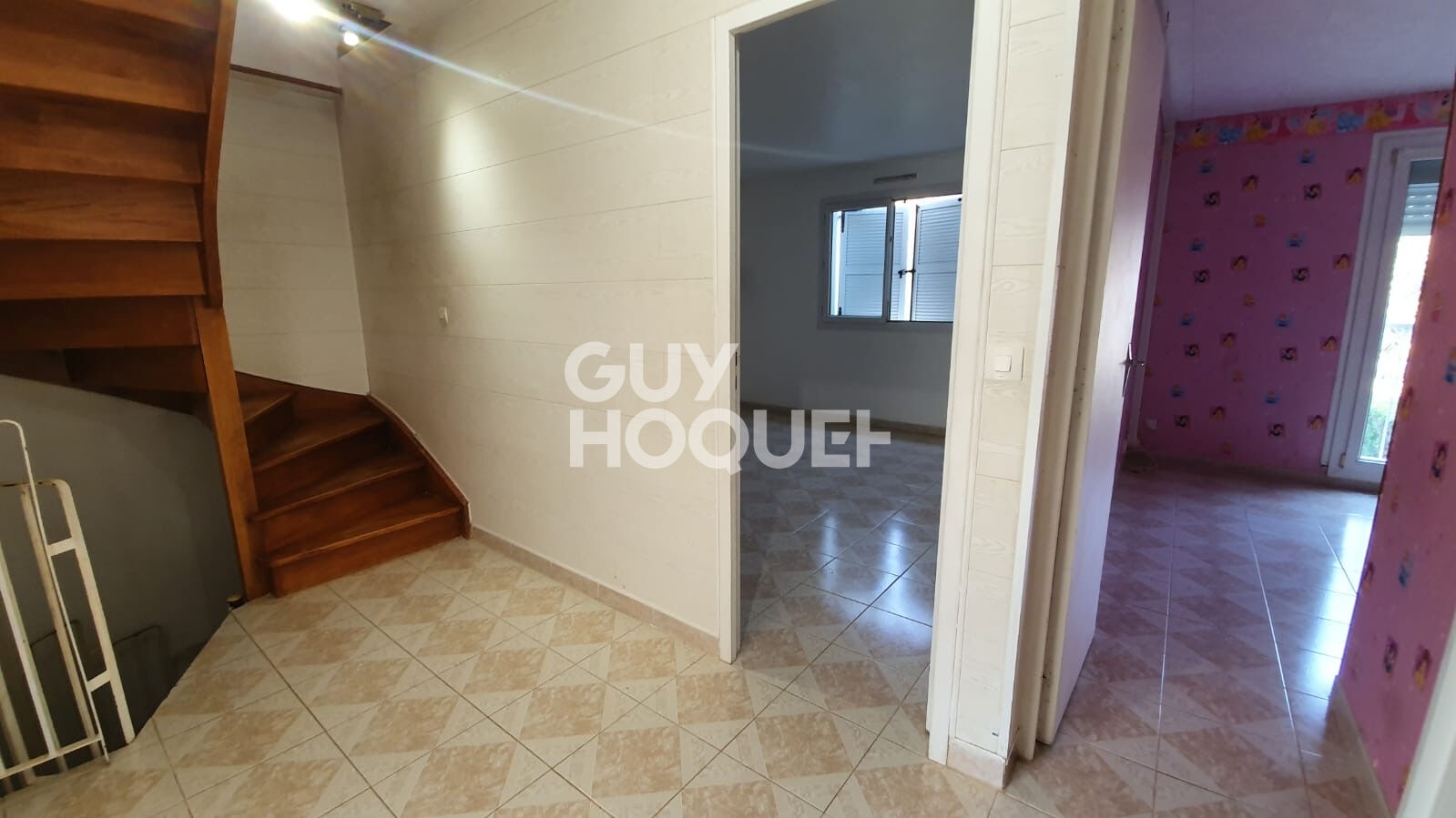 Maison spacieuse à vendre à Clermont - 6 chambres et jardin !