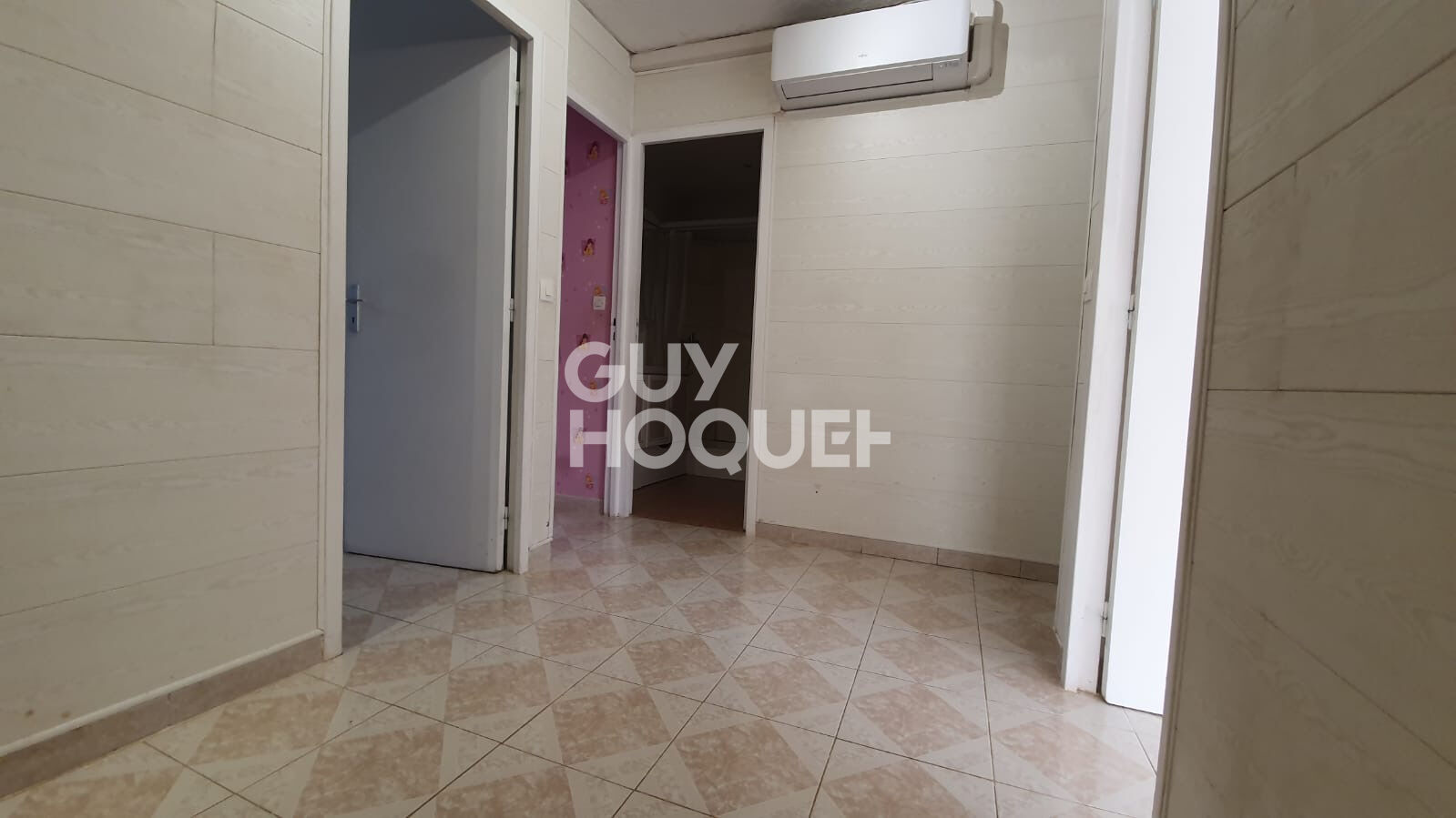 Maison spacieuse à vendre à Clermont - 6 chambres et jardin !