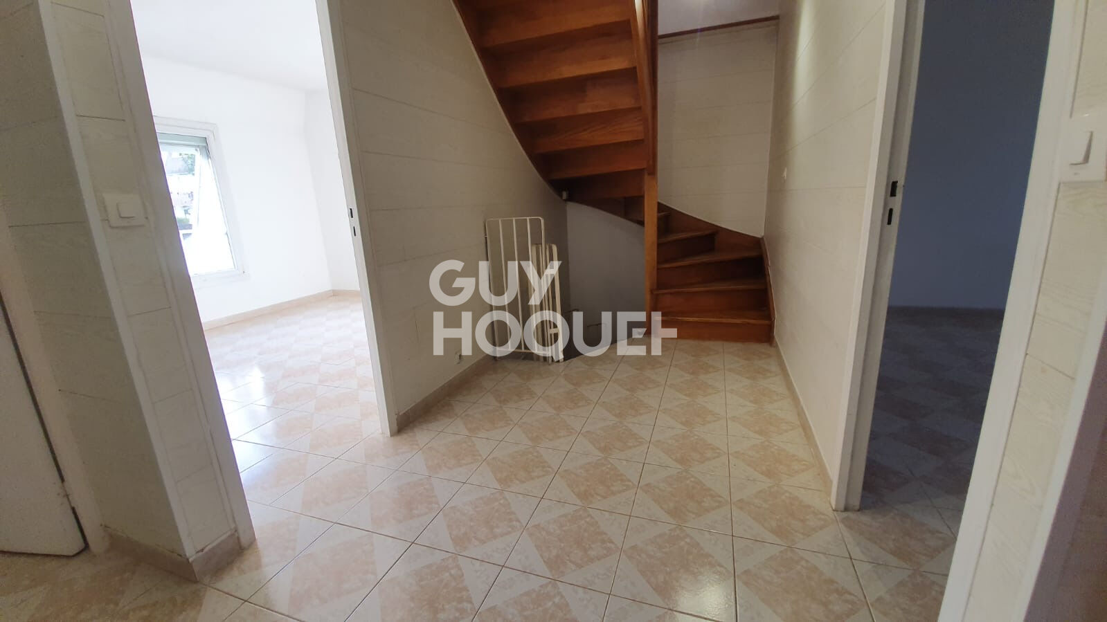 Maison spacieuse à vendre à Clermont - 6 chambres et jardin !