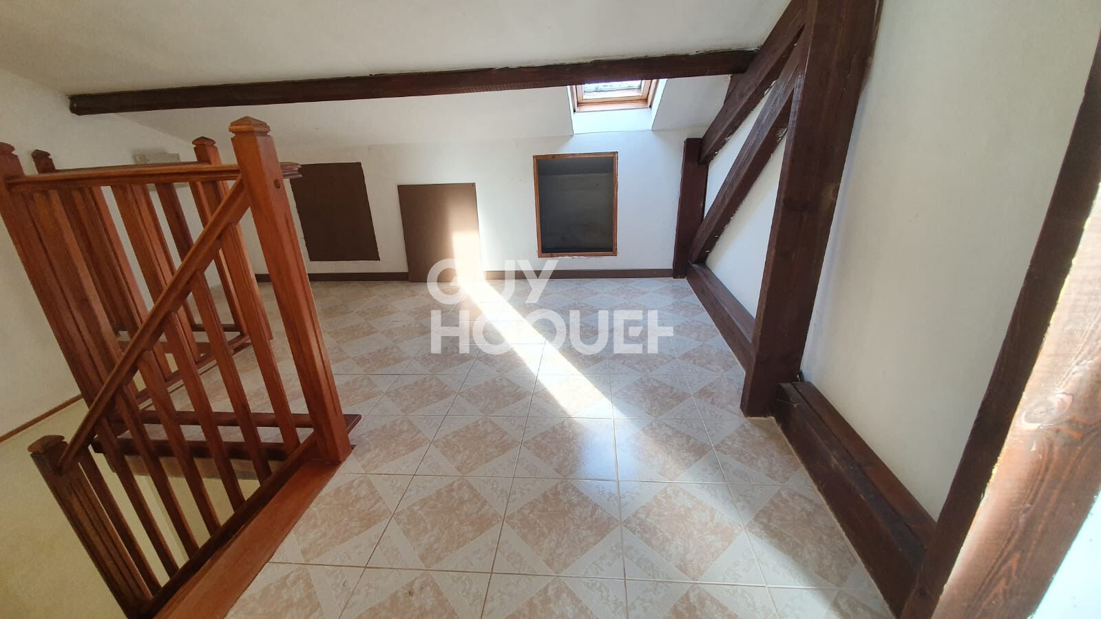 Maison spacieuse à vendre à Clermont - 6 chambres et jardin !