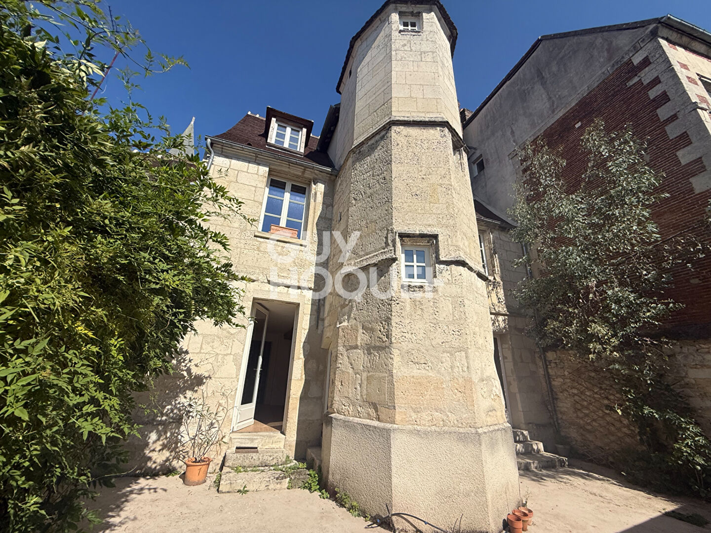 Exclusivité :Maison d'exception à vendre à Clermont - Référence 6020