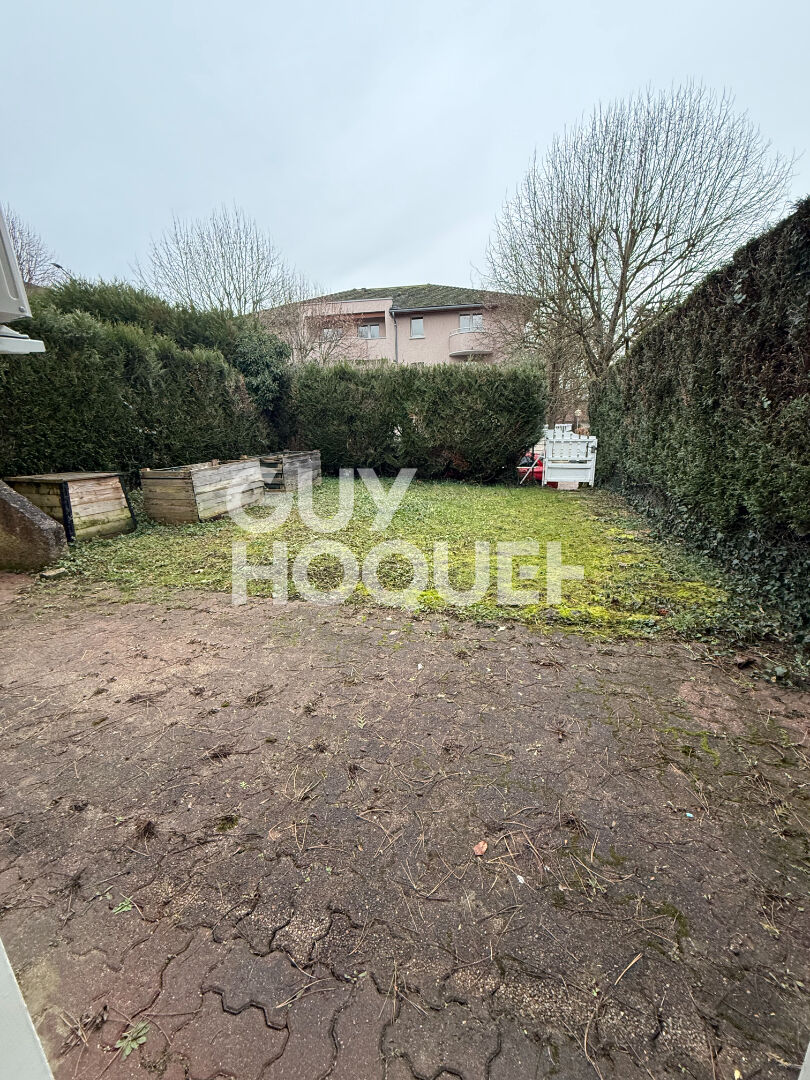 Maison 7 pièces avec jardin