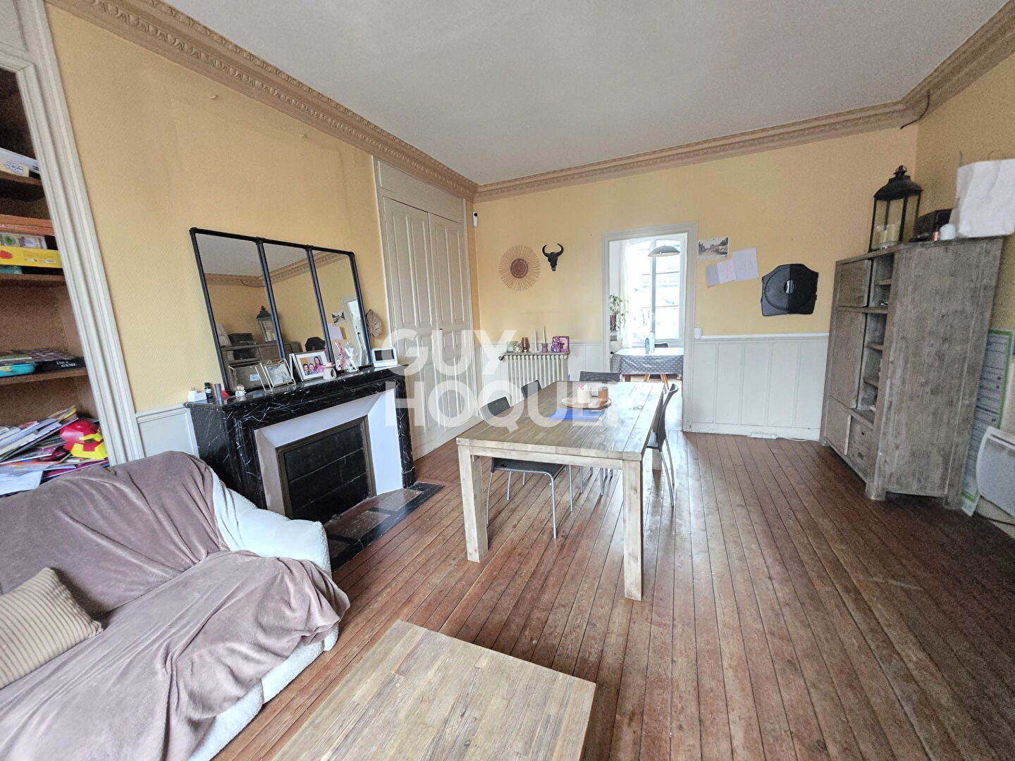 Maison bourgeoise avec seconde habitation- fort potentiel- La Neuville en hez.